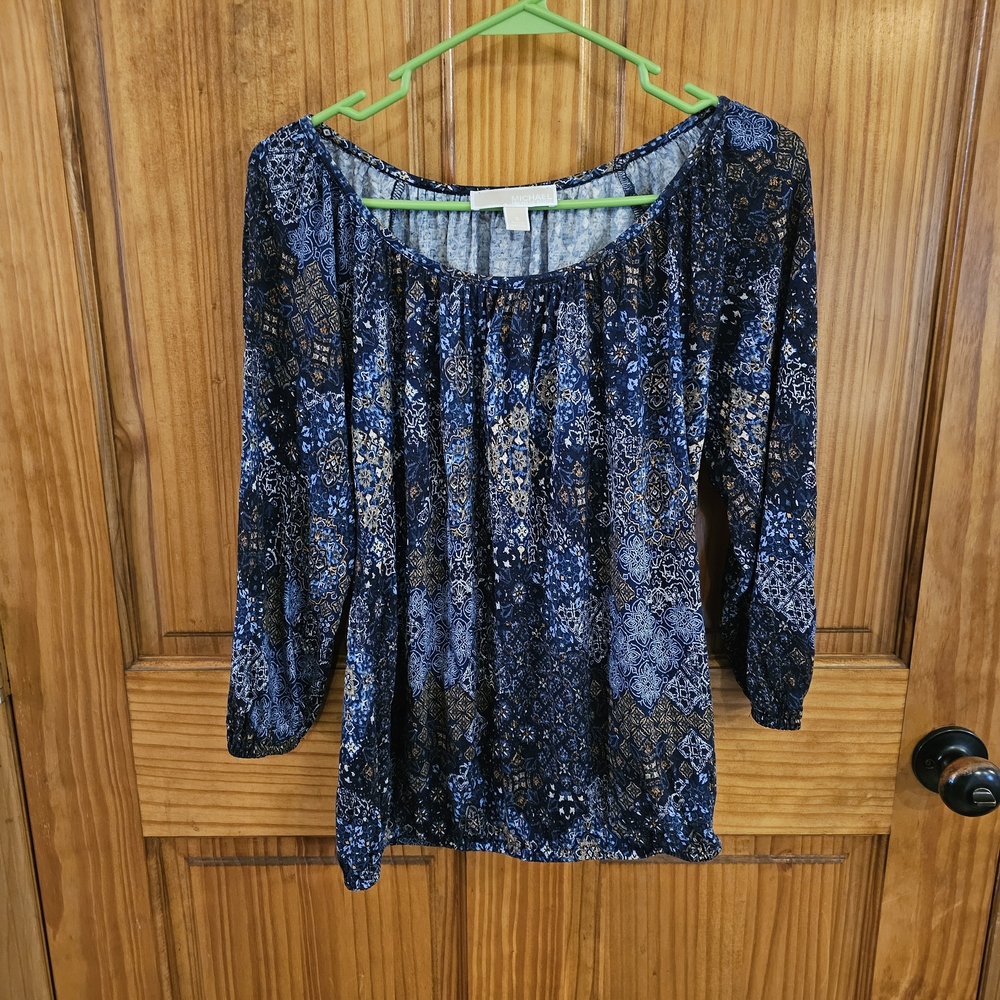 Women's Blue Patterned Top